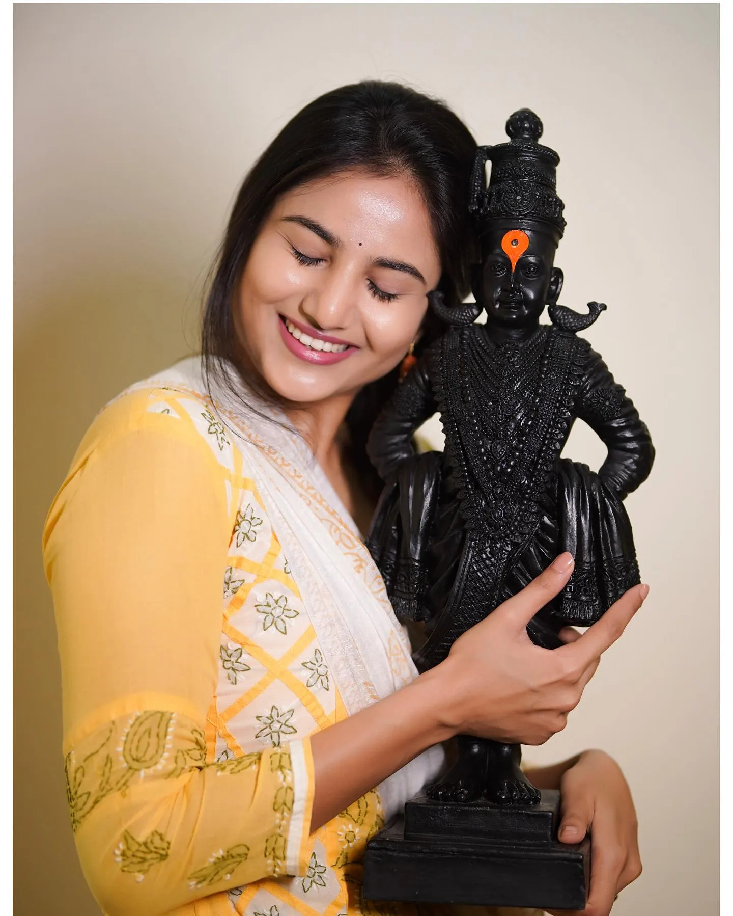 Pooja Birari Instagram